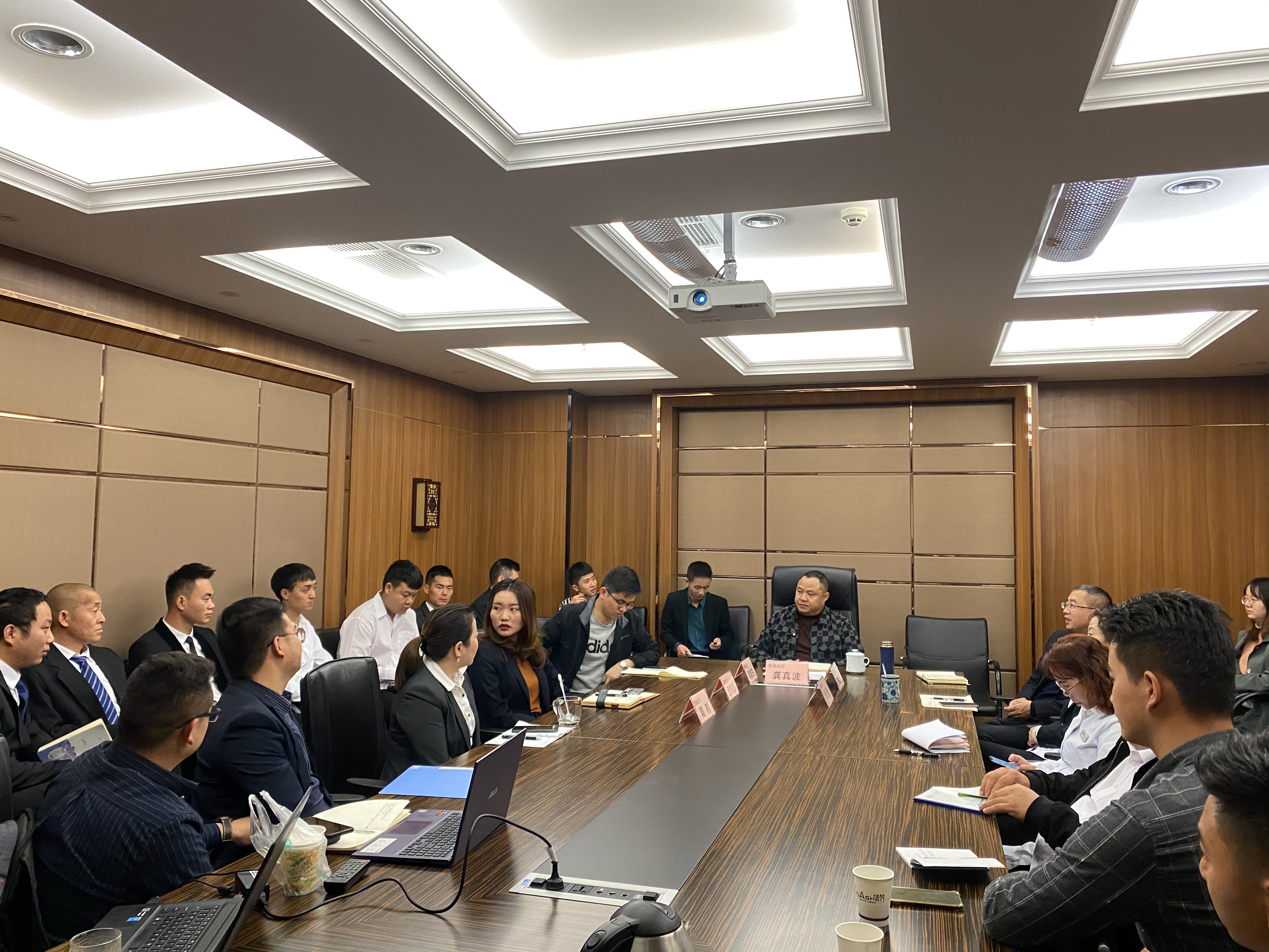 總結(jié)過去  展望未來 ——四川迅馳神馬信息科技有限公司2020年Q3季度述職會